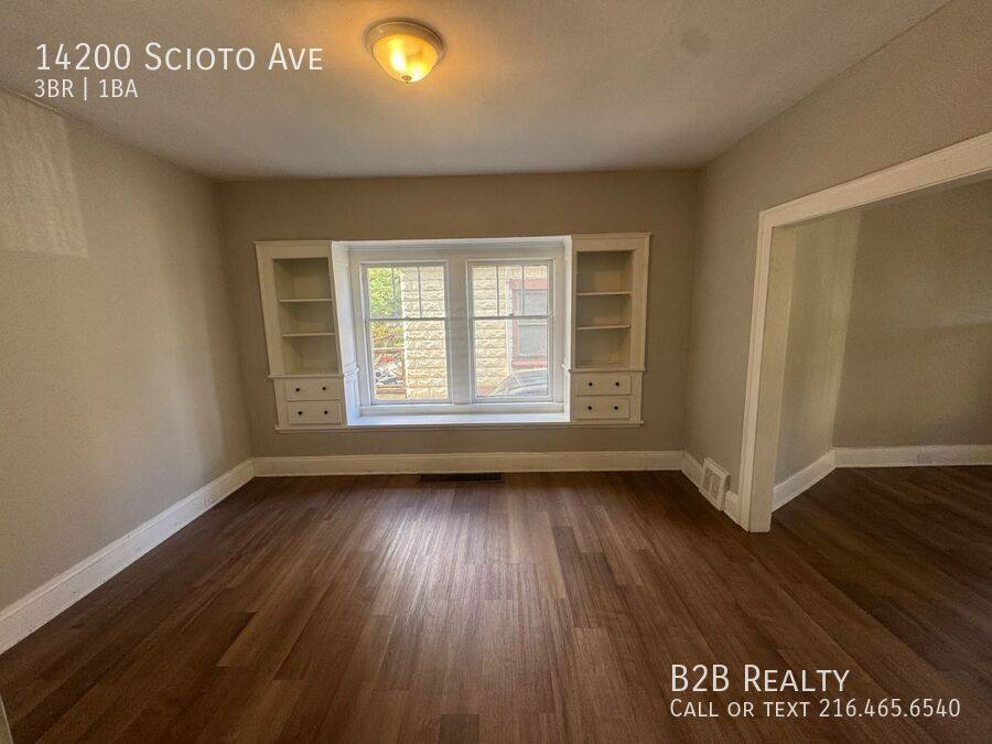 Apartment for rent at 14200 Scioto Ave, Cleveland, OH 44112