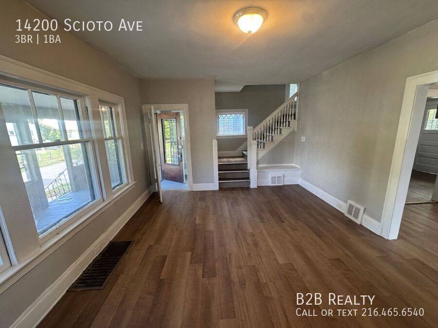 Apartment for rent at 14200 Scioto Ave, Cleveland, OH 44112