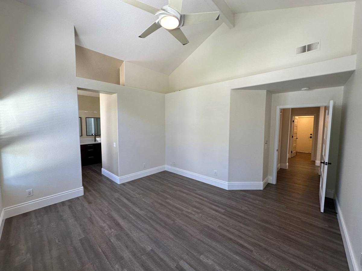 House for rent at 4982 Wildwood Dr, Oceanside, CA 92057