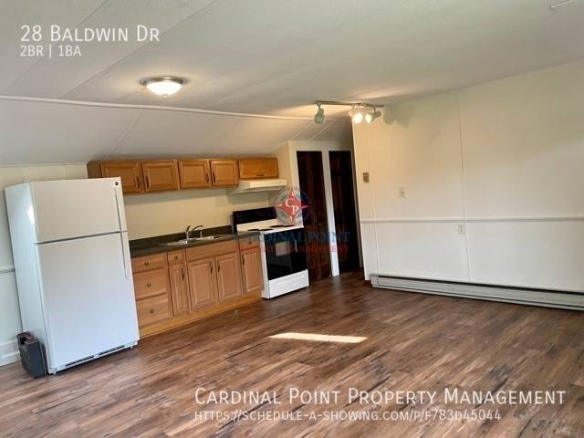 House for rent at 28 Baldwin Dr, Barrington, NH 03825
