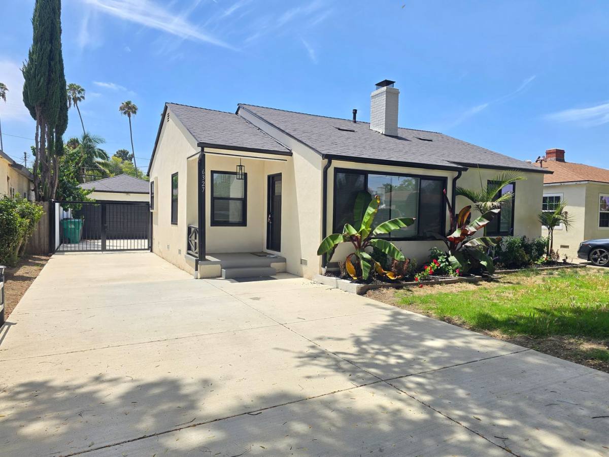 House for rent at 6327 California Ave, Long Beach, CA 90805