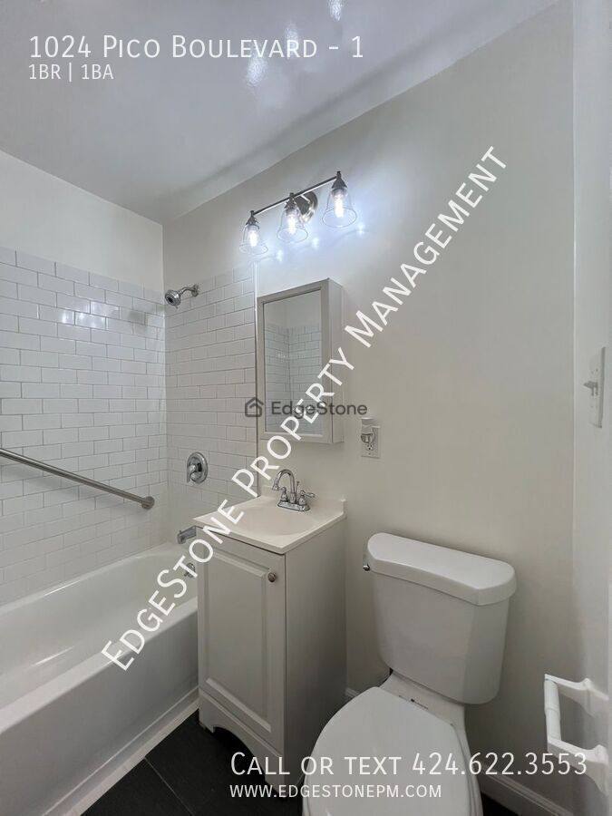 Apartment for rent at 1024 Pico Blvd #1, Santa Monica, CA 90405