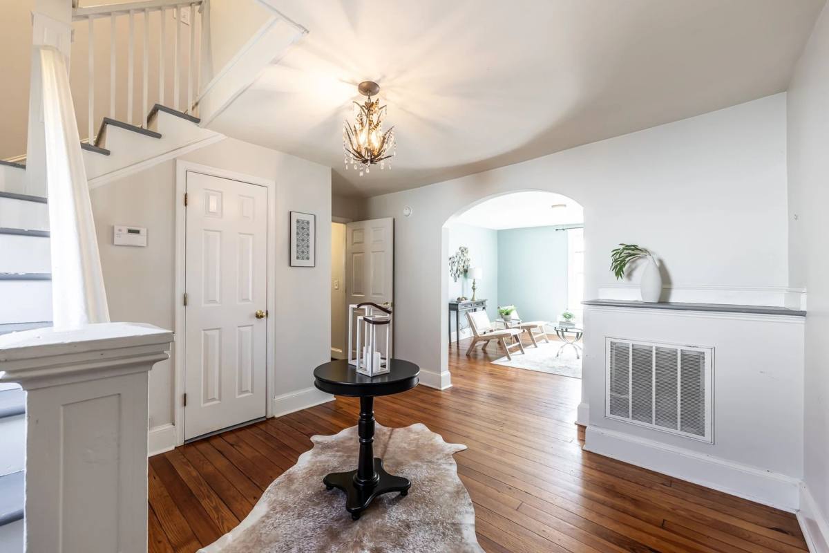 House for rent at 310 SW 7th St, Charlottesville, VA 22903