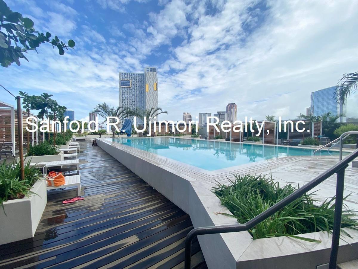 Apartment for rent at 987 Queen St, Honolulu, HI 96814