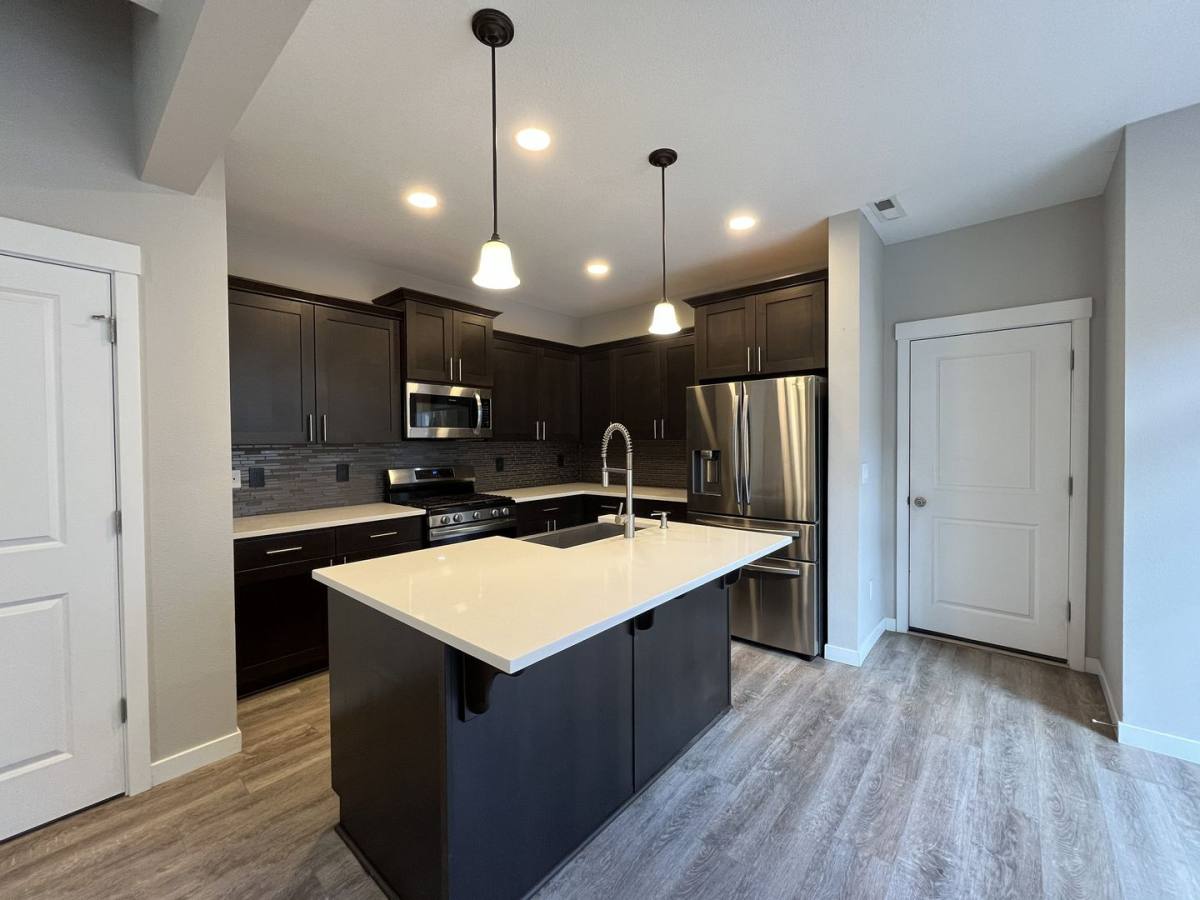 House for rent at 1066 S 29th Blvd, Cornelius, OR 97113