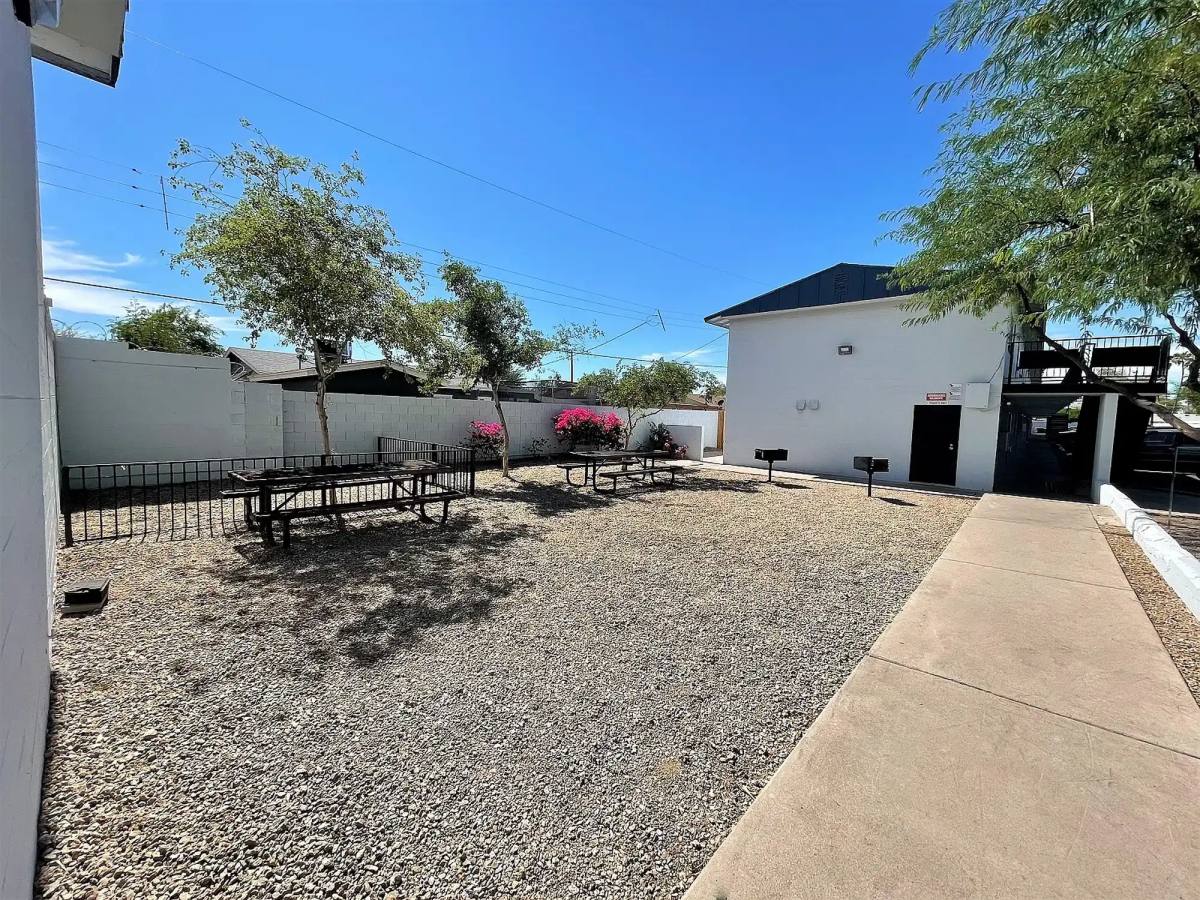 Apartment for rent at 1412 N 35th St #11, Phoenix, AZ 85008