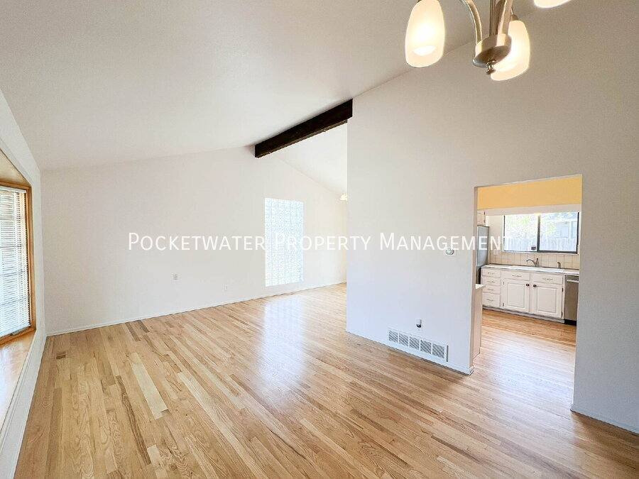 House for rent at 5452 Blackhawk Rd, Boulder, CO 80303