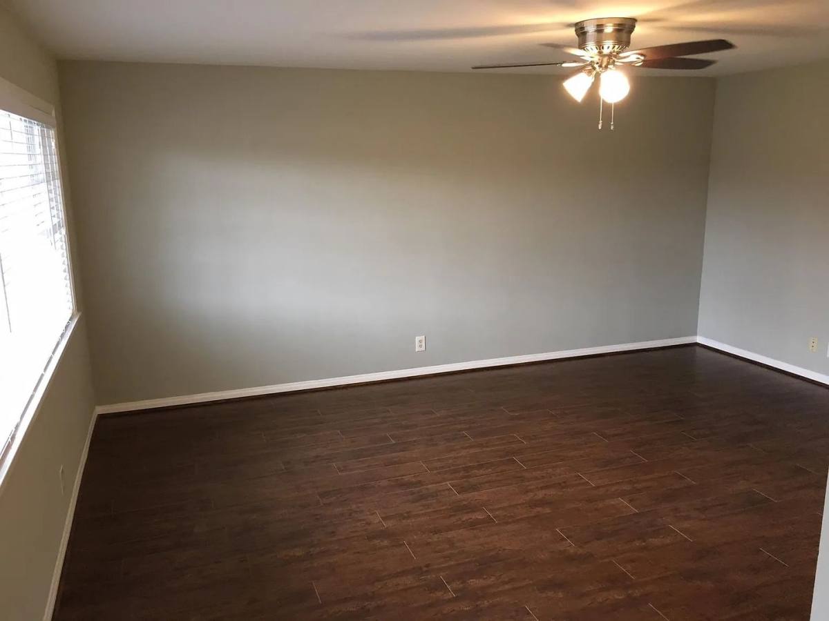Apartment for rent at 718-720 Williams St, Huntington Beach, CA 92648