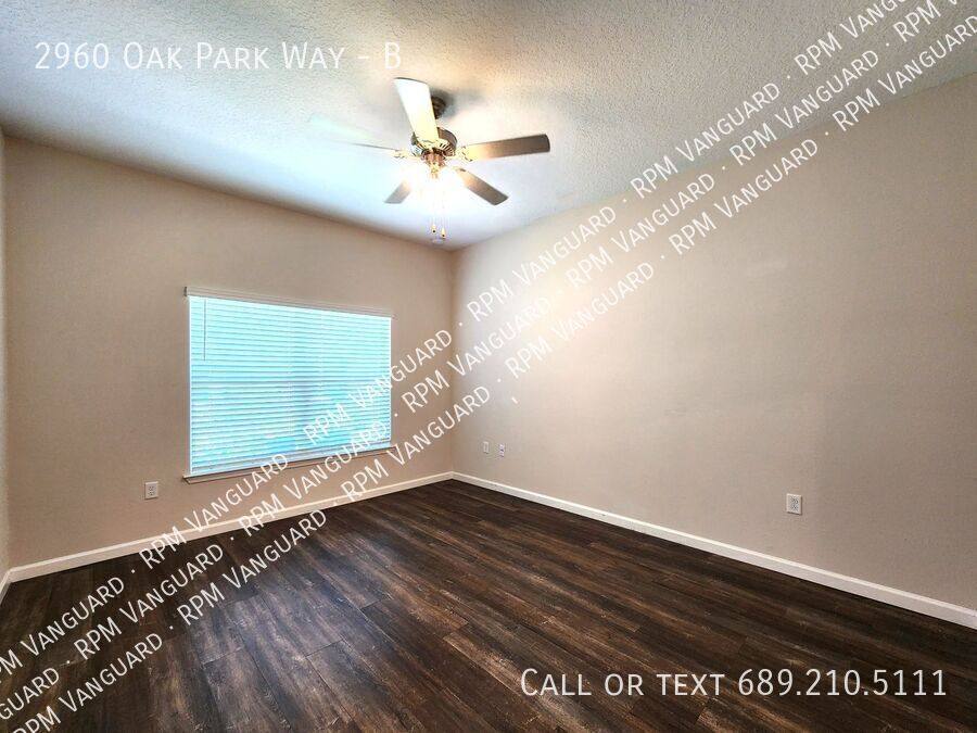 Townhouse for rent at 2960 Oak Park Way #B, Orlando, FL 32822