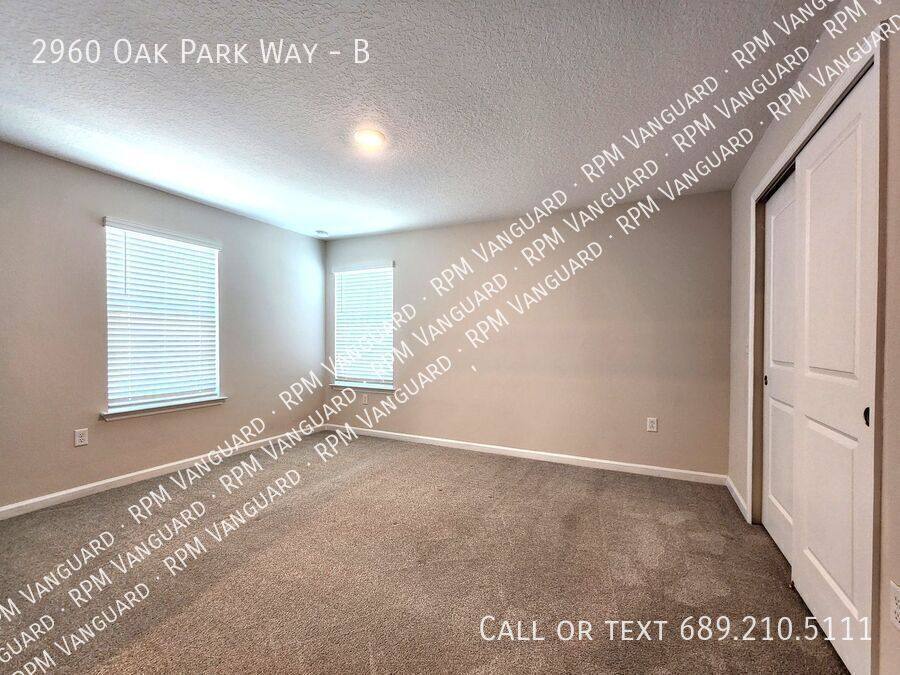 Townhouse for rent at 2960 Oak Park Way #B, Orlando, FL 32822