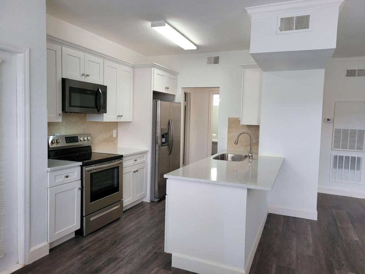 Apartment for rent at 2558 Robert Trent Jones Dr, Orlando, FL 32835