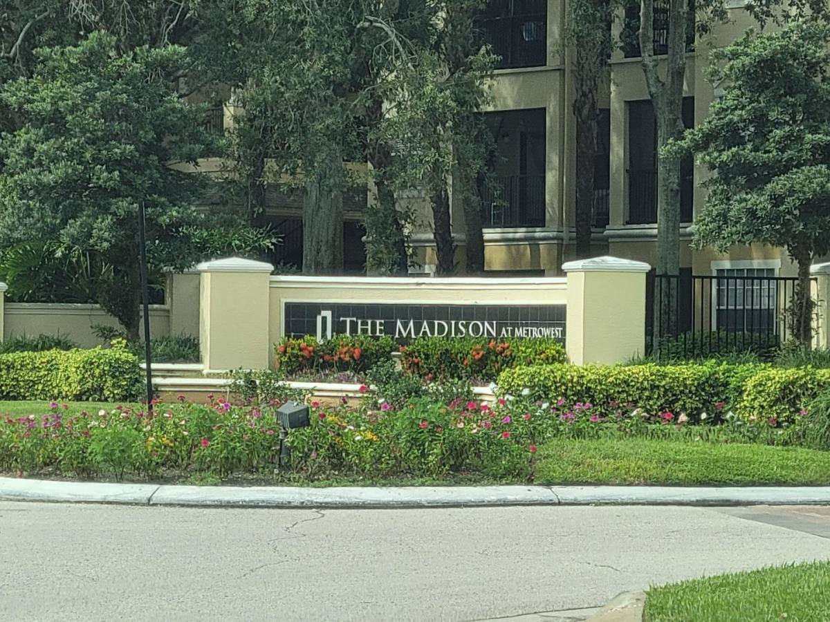 Apartment for rent at 2558 Robert Trent Jones Dr, Orlando, FL 32835