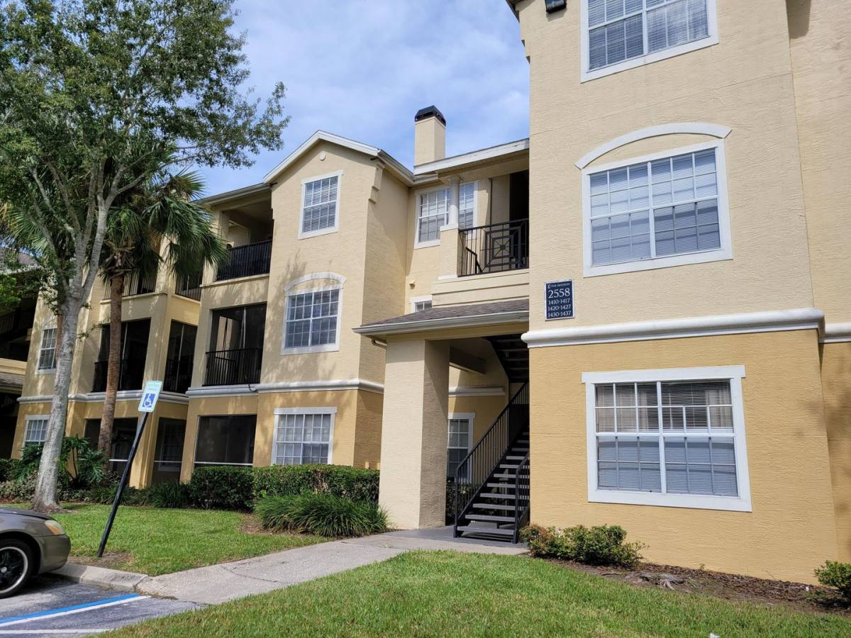Apartment for rent at 2558 Robert Trent Jones Dr, Orlando, FL 32835