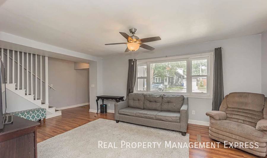 House for rent at 807 W 13th St, Sioux Falls, SD 57104