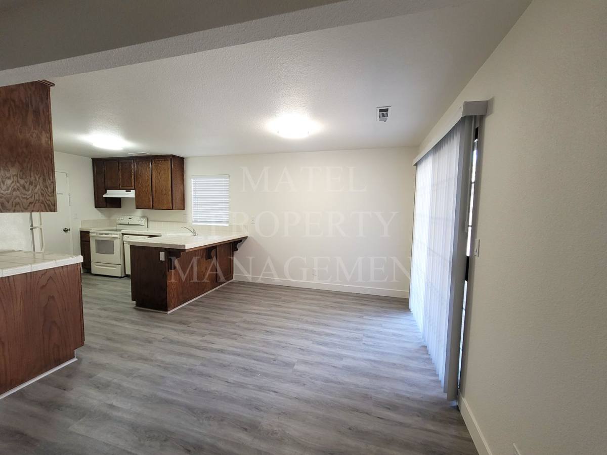 House for rent at 2516 Walnut Grove Way, Modesto, CA 95356