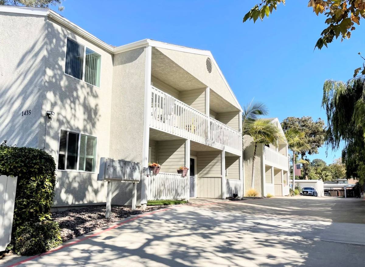 Apartment for rent at 1435 N Vulcan Ave, Encinitas, CA 92024