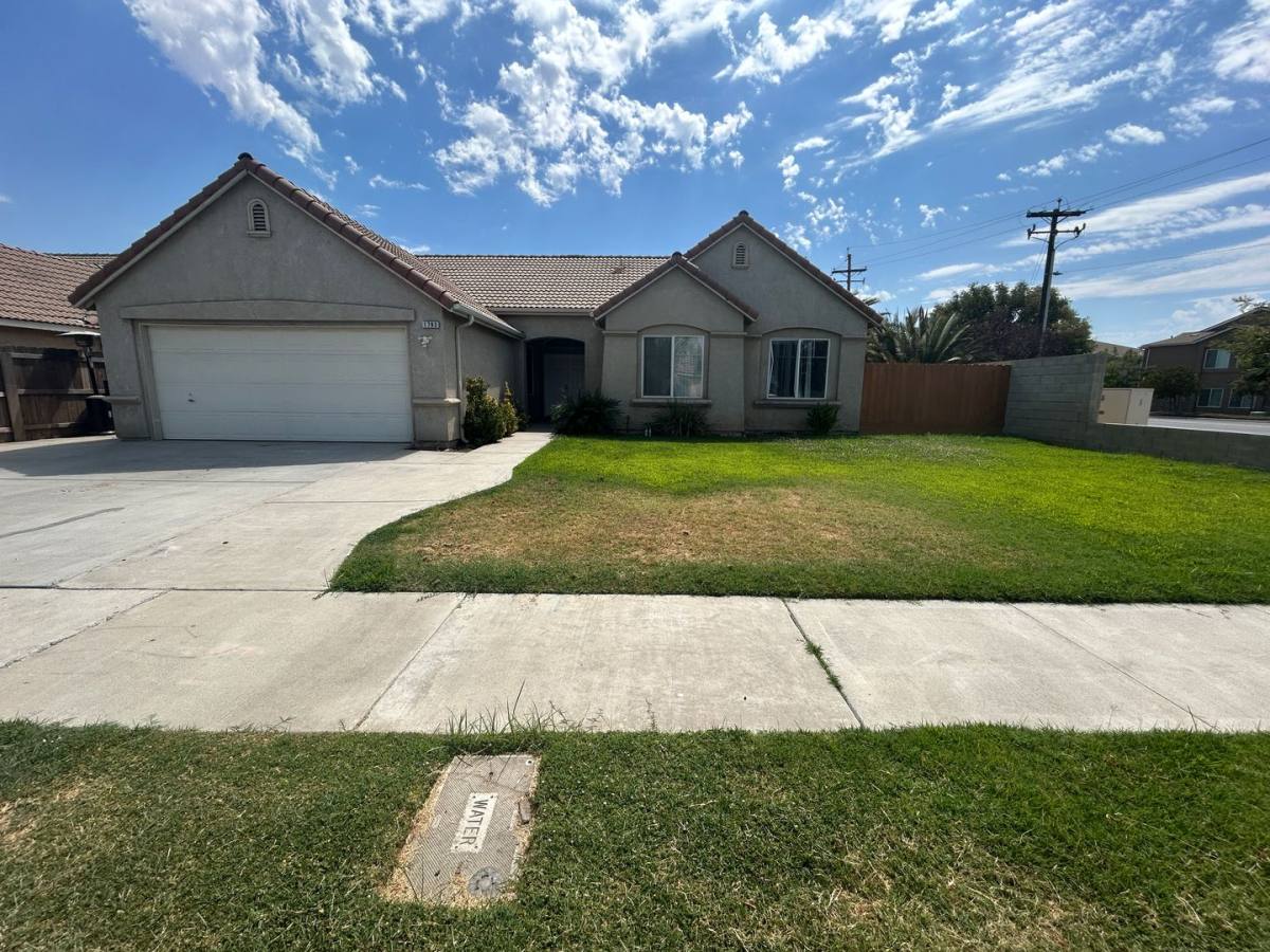 House for rent at 1793 Castle Way, Lemoore, CA 93245
