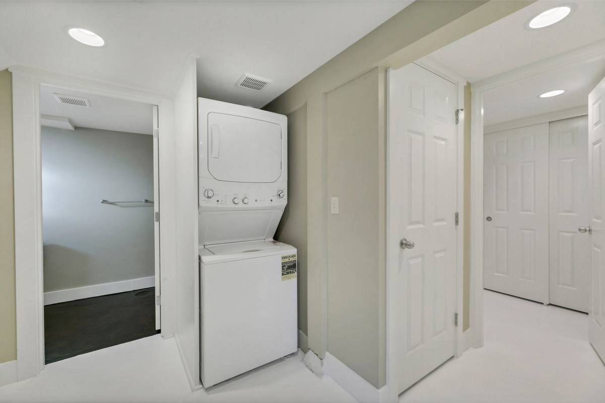 Apartment for rent at 805 26th Ave, Seattle, WA 98122