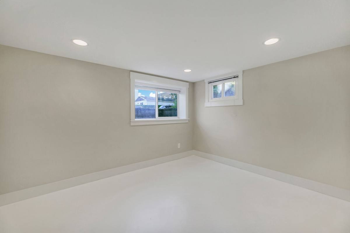 Apartment for rent at 805 26th Ave, Seattle, WA 98122