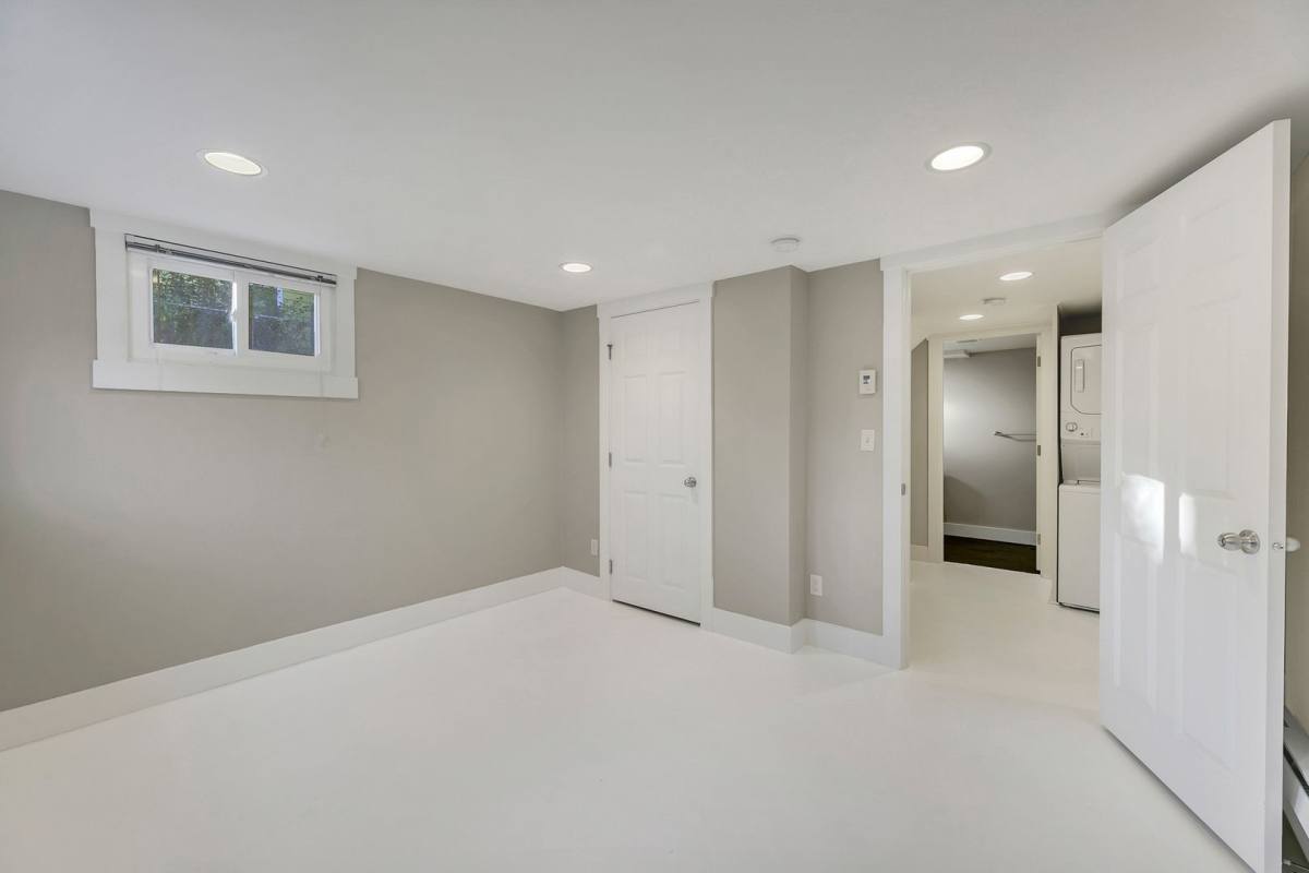 Apartment for rent at 805 26th Ave, Seattle, WA 98122