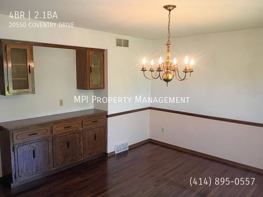 House for rent at 20550 Coventry Dr, Brookfield, WI 53045