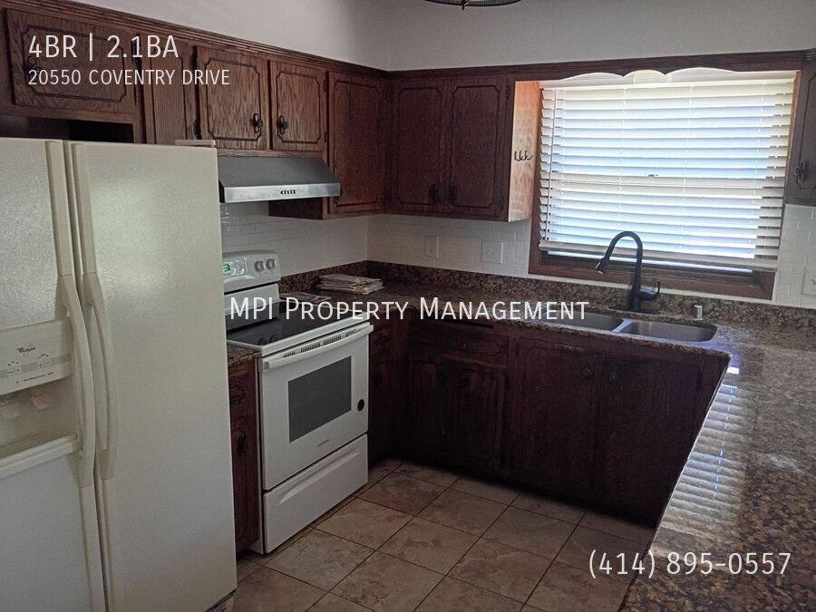 House for rent at 20550 Coventry Dr, Brookfield, WI 53045