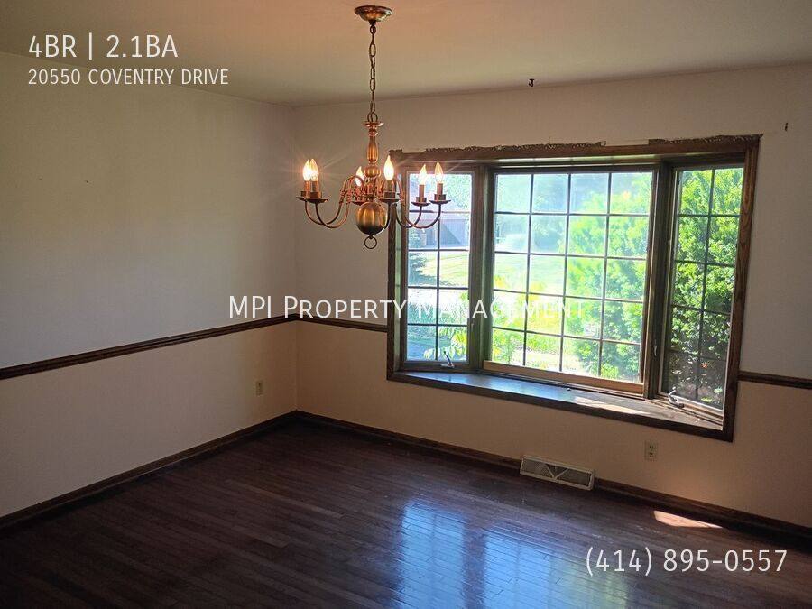 House for rent at 20550 Coventry Dr, Brookfield, WI 53045