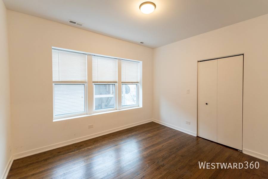 Apartment for rent at 1339 W Early Ave #3R, Chicago, IL 60660