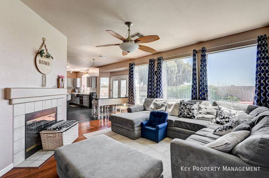 House for rent at 3910 Crooked Oak St, North Las Vegas, NV 89032
