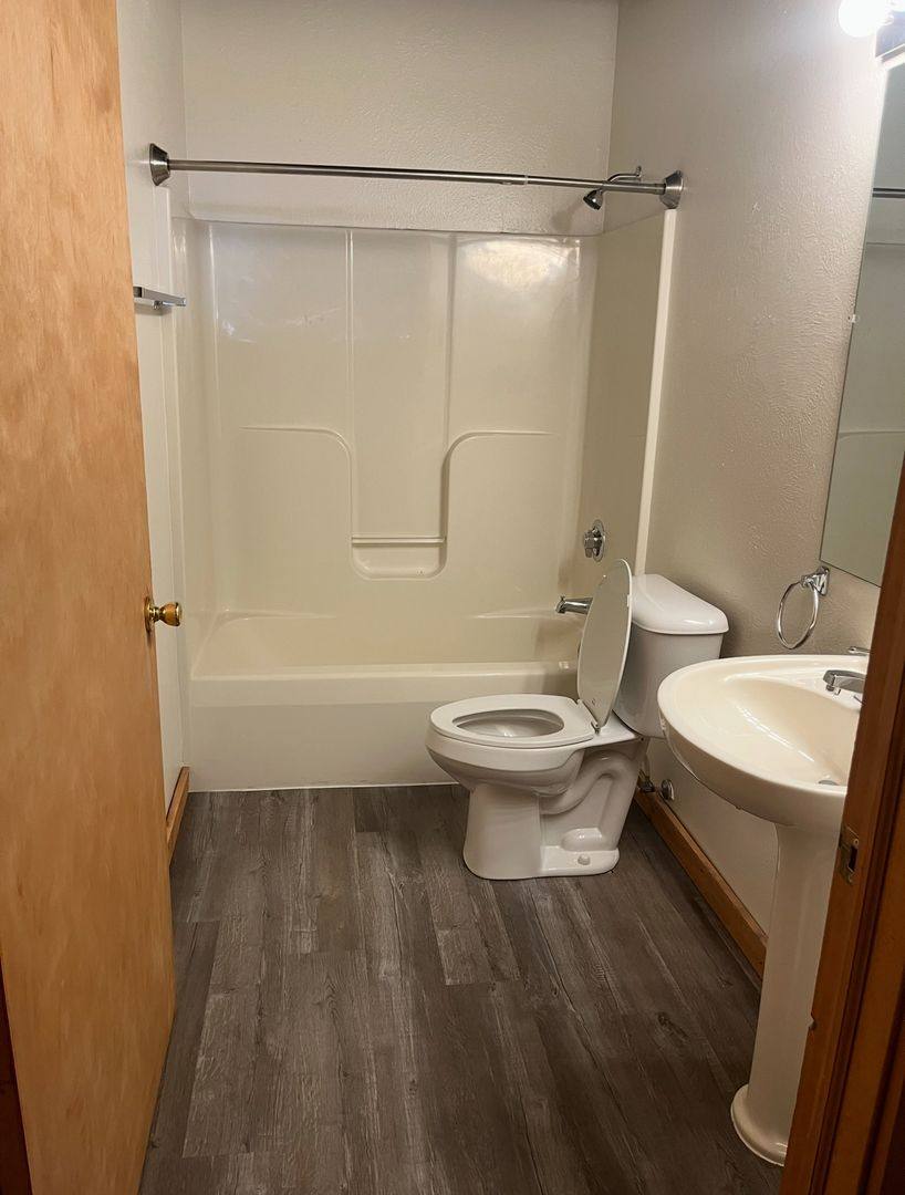 Apartment for rent at 802 Lafayette, Toledo, OH 43604