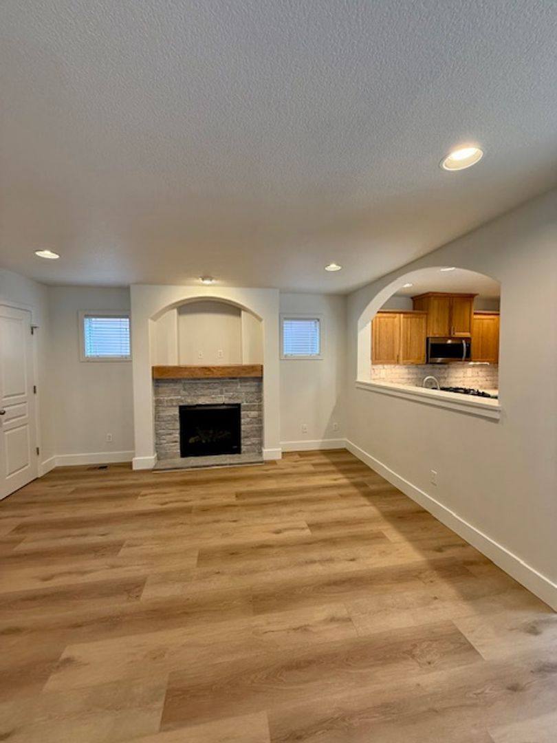 Townhouse for rent at 20278 Schaeffer Dr, Bend, OR 97703
