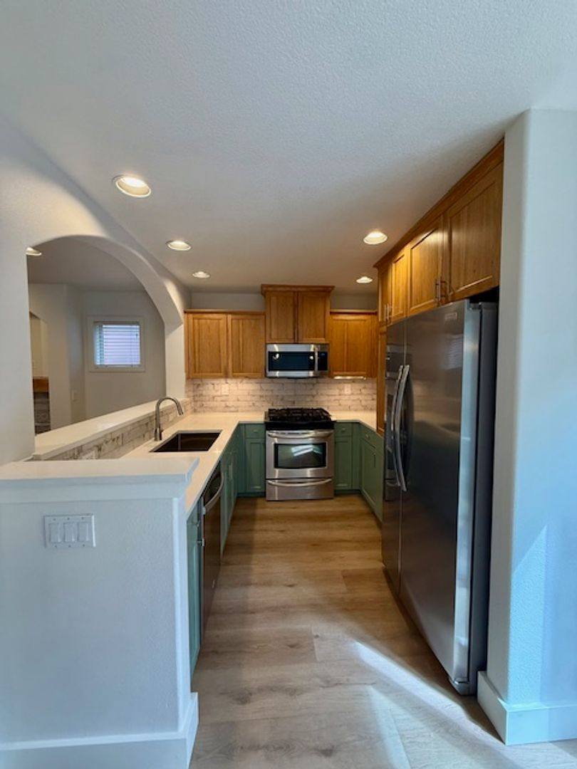 Townhouse for rent at 20278 Schaeffer Dr, Bend, OR 97703