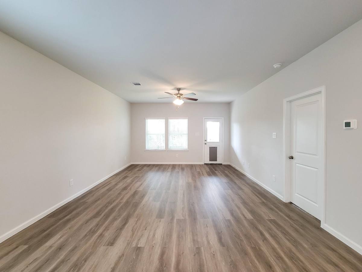 Apartment for rent at 94 Valiant Ridge Trail #94, Magnolia, TX 77354