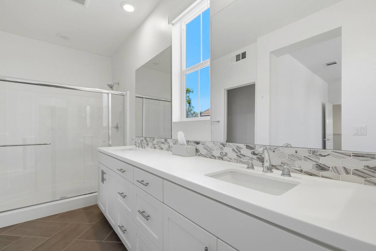 Townhouse for rent at 35861 Breckyn Lane, Murrieta, CA 92562