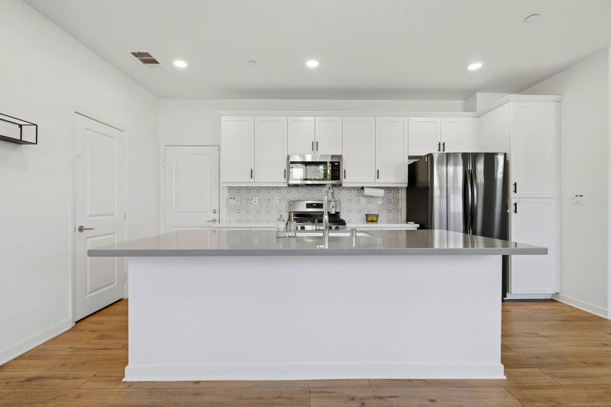 Townhouse for rent at 35861 Breckyn Lane, Murrieta, CA 92562