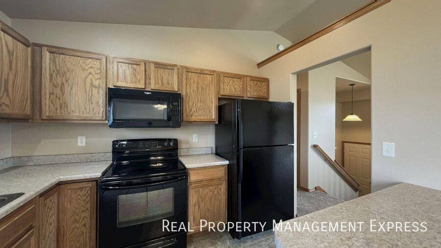 House for rent at 2508 N Aidan Ave, Sioux Falls, SD 57107