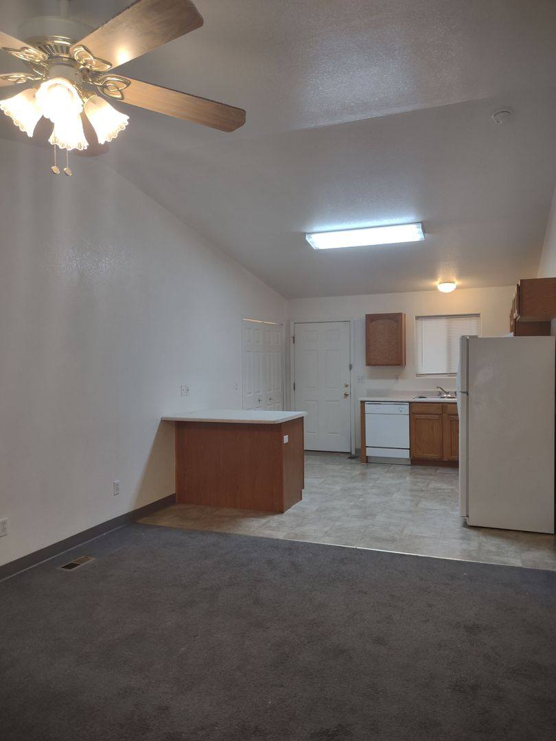 Apartment for rent at 1700 N Reading Ave, Pueblo, CO 81001