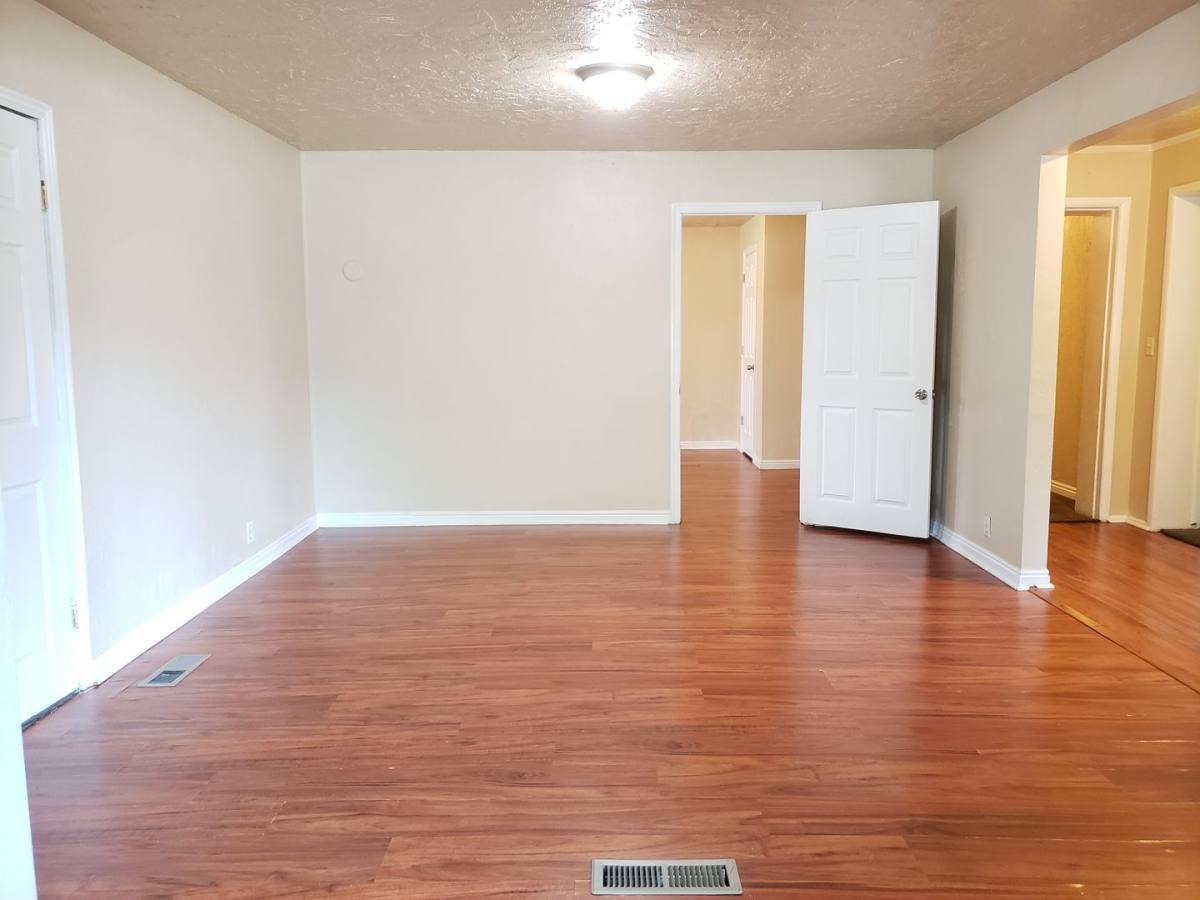 Apartment for rent at 352 E Hampton Ave, Salt Lake City, UT 84111
