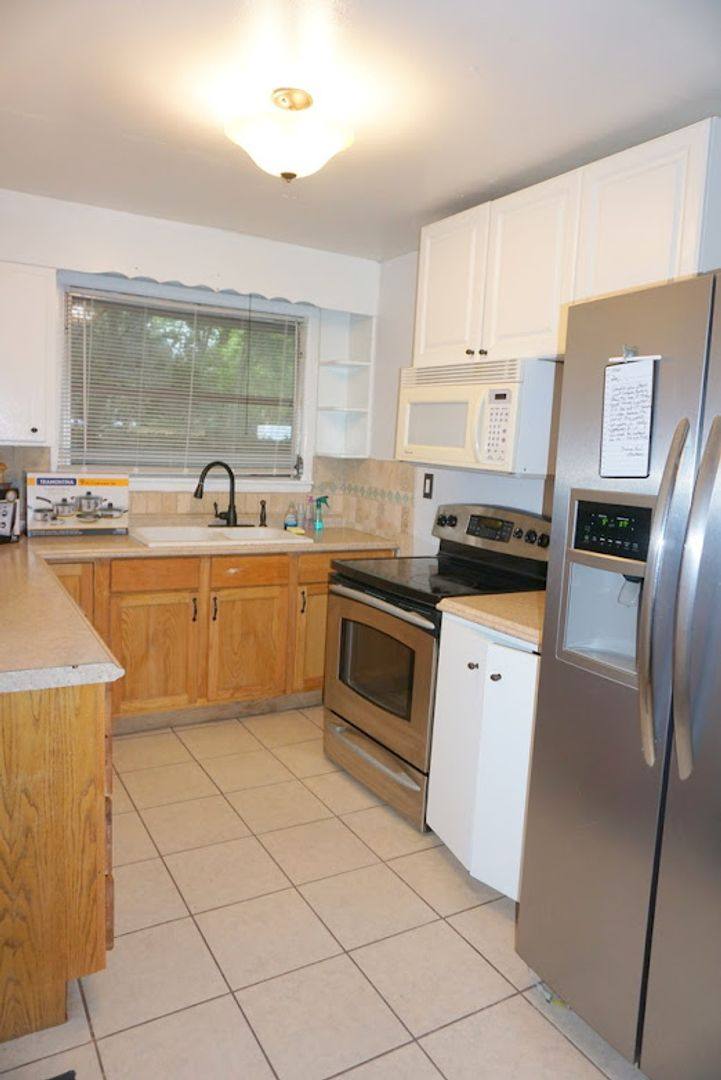 House for rent at 1157 41st St, Sarasota, FL 34234