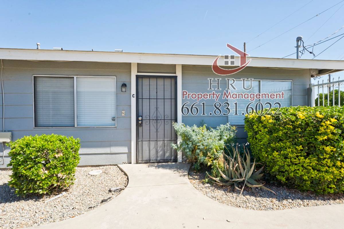 Apartment for rent at 2905 S Chester Ave, Bakersfield, CA 93304