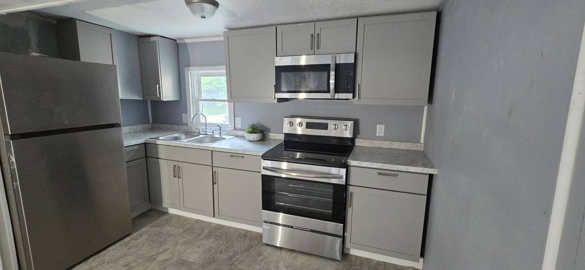 House for rent at 1301 N Rogers Ave, Springfield, MO 65802