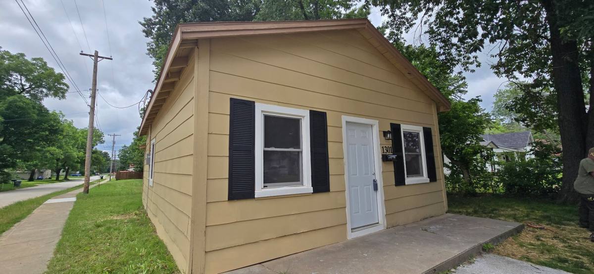 House for rent at 1301 N Rogers Ave, Springfield, MO 65802