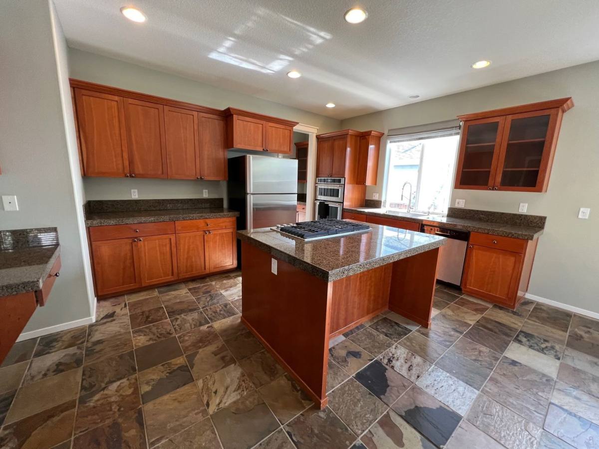 House for rent at 3593 NW Lansbrook Terrace, Portland, OR 97229