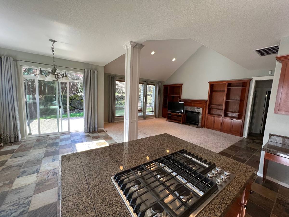 House for rent at 3593 NW Lansbrook Terrace, Portland, OR 97229