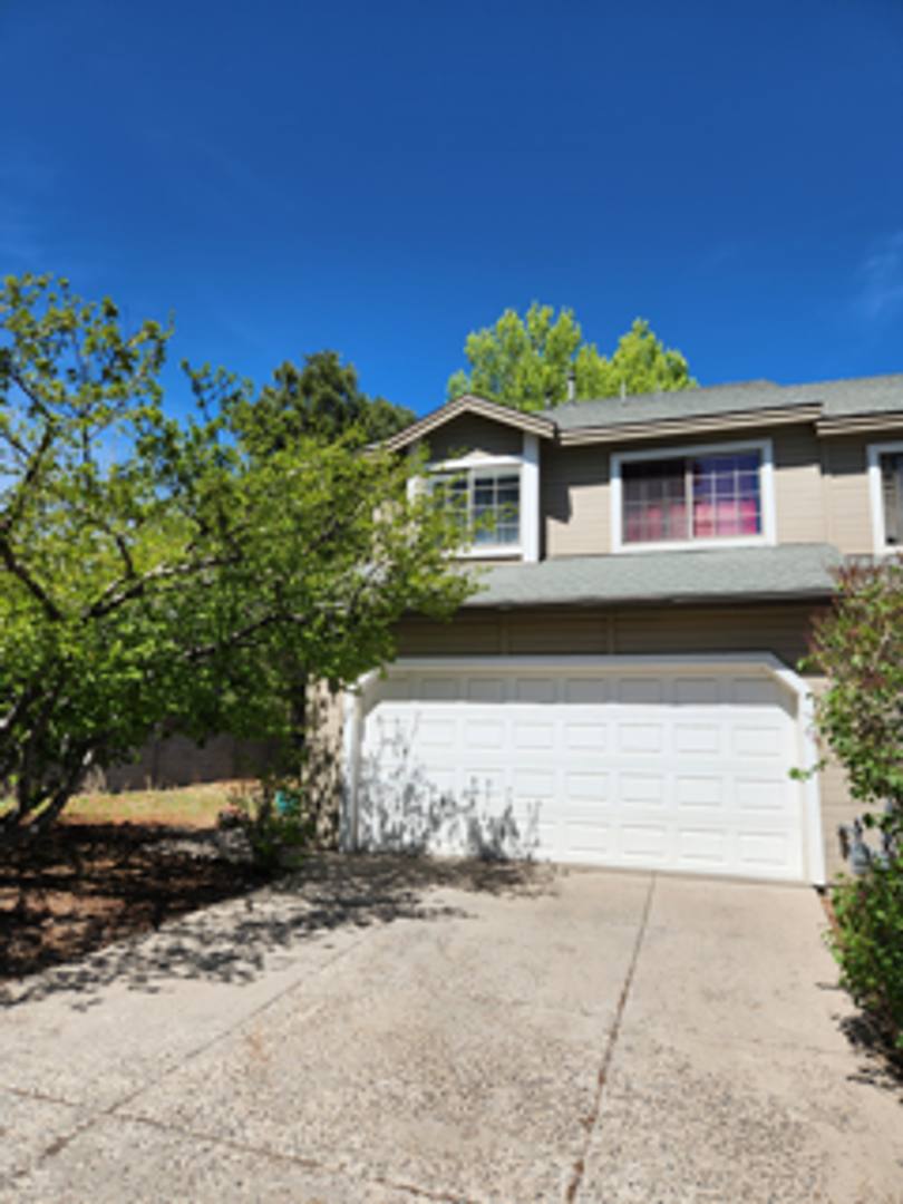 Townhouse for rent at 2571 S Eureka Lane, Flagstaff, AZ 86001