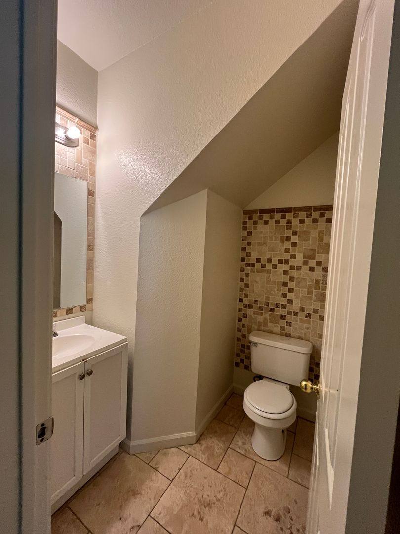 House for rent at 2821 Babson Dr, Elk Grove, CA 95758