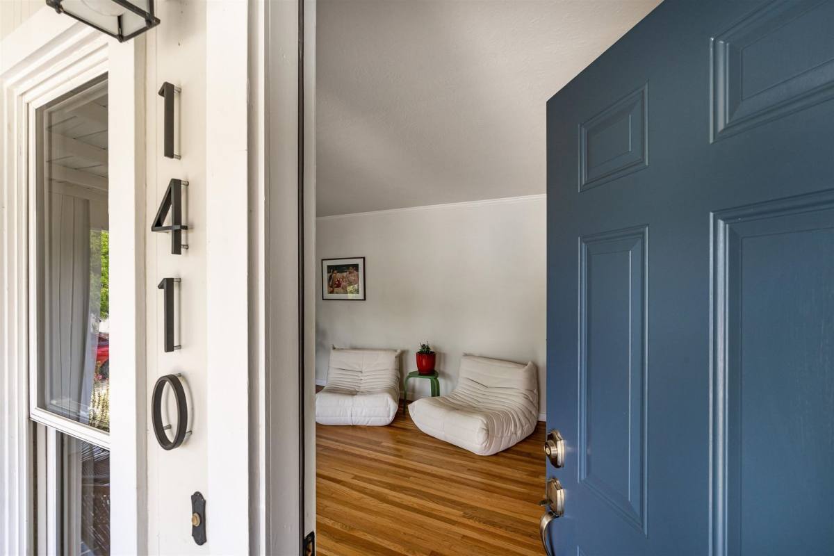 House for rent at 1410 Banks Ave, Napa, CA 94559