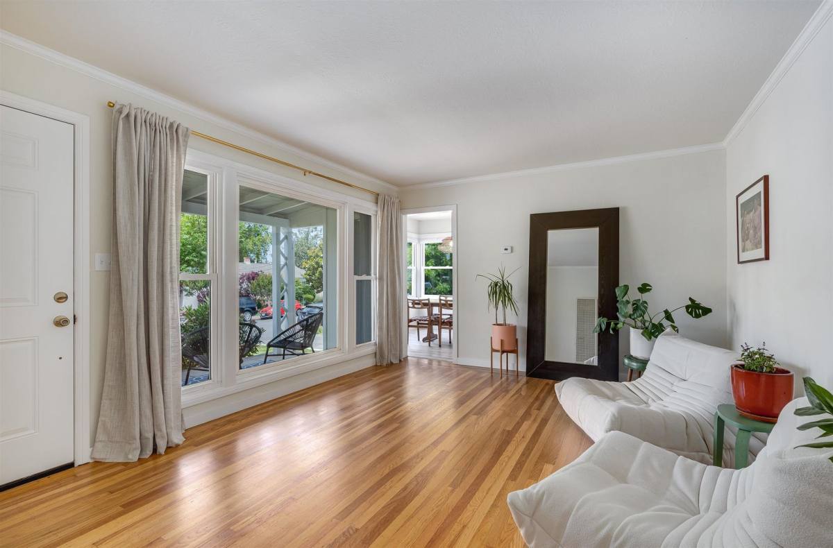 House for rent at 1410 Banks Ave, Napa, CA 94559