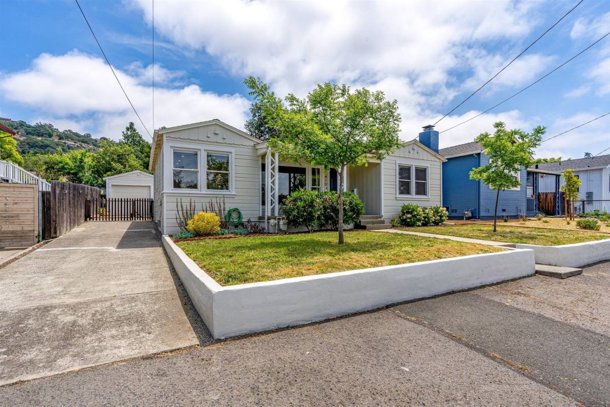 House for rent at 1410 Banks Ave, Napa, CA 94559