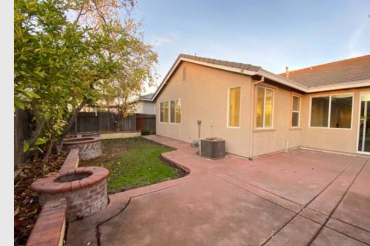 House for rent at 5901 Caddington Way, Sacramento, CA 95835